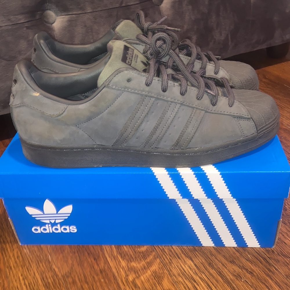 Gray Adidas Superstar - Picture 2 of 4